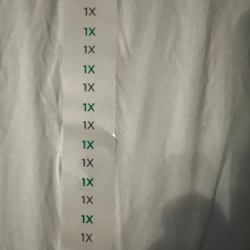 DIP Eco friendly soft stretch tank, NWT - Picture 5 of 5